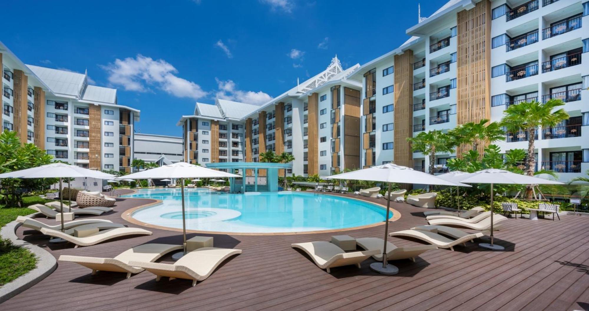 Отель Wyndham Jomtien Pattaya На Джомтьен Экстерьер фото